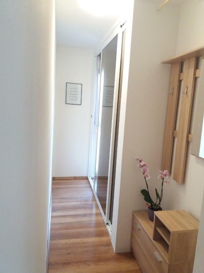 Apartment Lory'S Place Пула Экстерьер фото